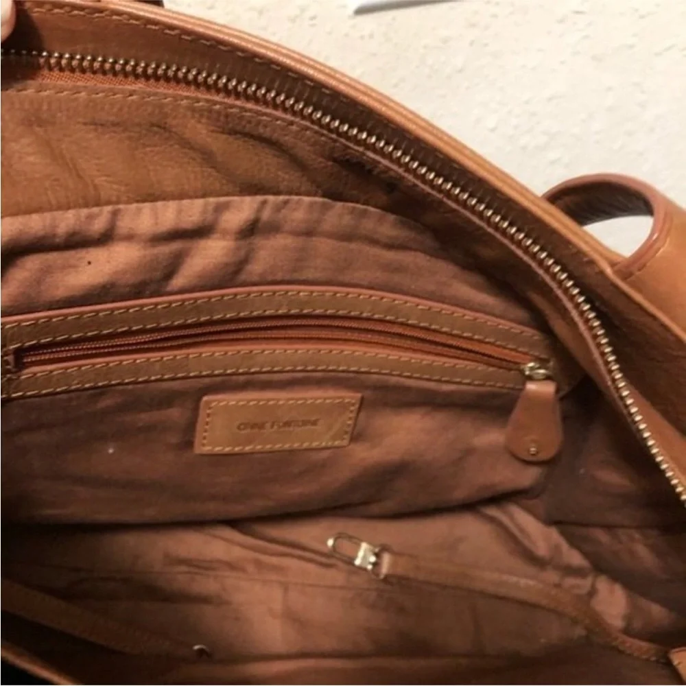 Anne Fontaine Signature Embossed Flower Leather Tote shoulder Bag.